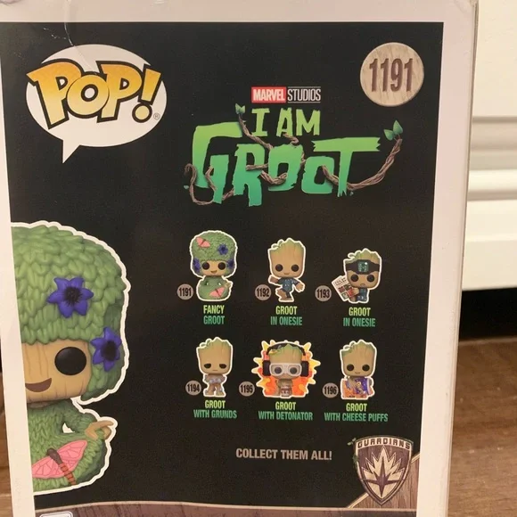 Funko Pop Fancy Groot - Picture 2 of 2